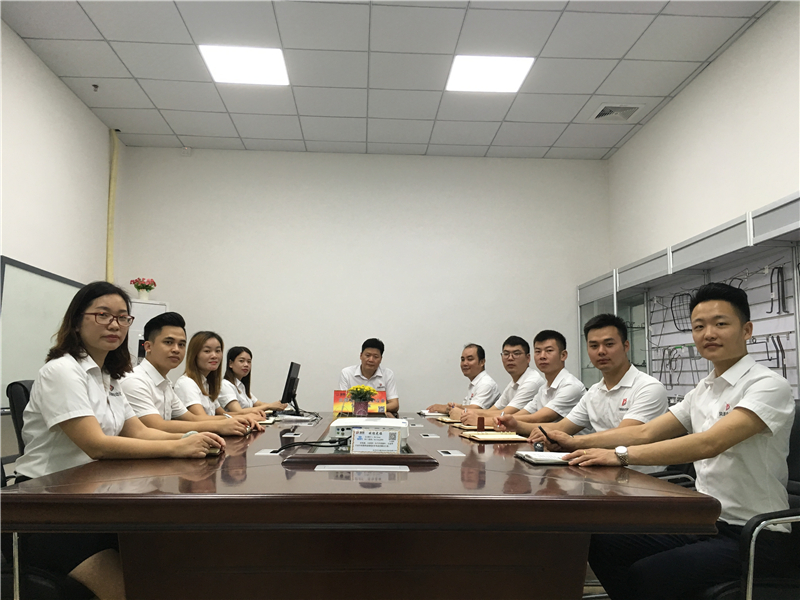 全伺服數(shù)控折彎機(jī)選貝朗 要的就是穩(wěn)定、放心